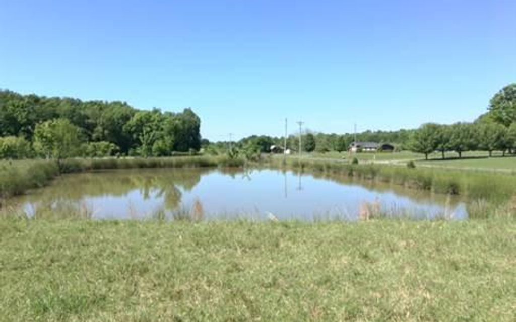 7.62 acres, Russell Springs, KY, Property ID: 4559276 | Land and Farm