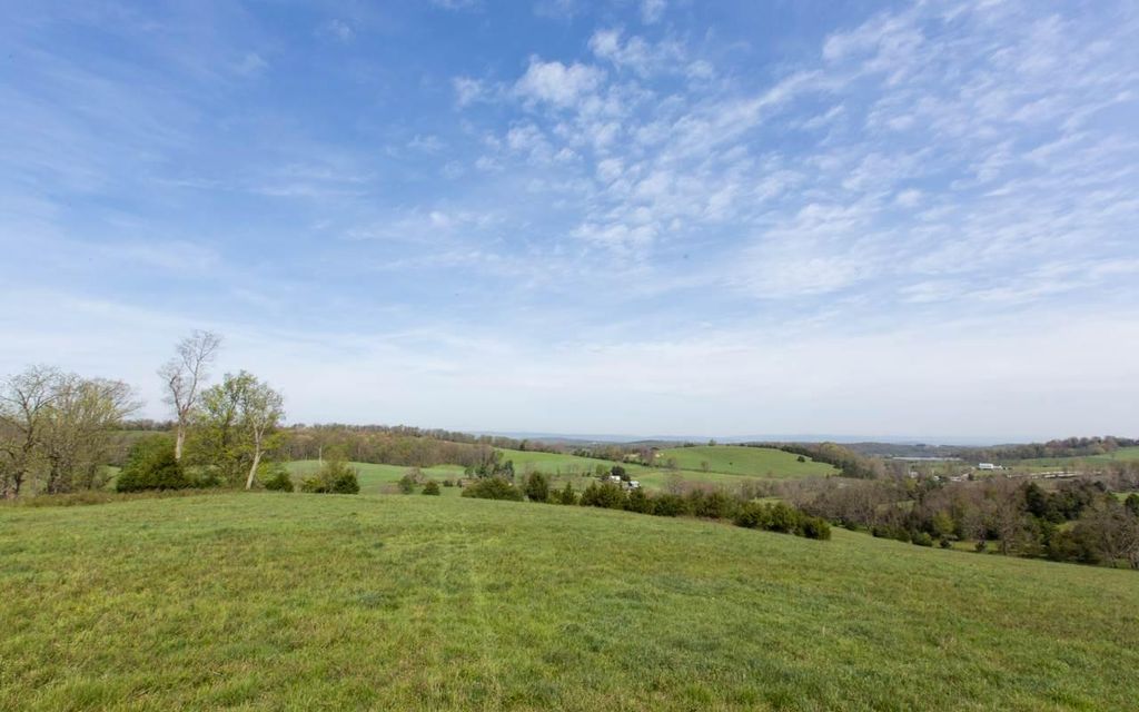 76.01 acres, Keezletown, VA, Property ID 4610134 Land and Farm