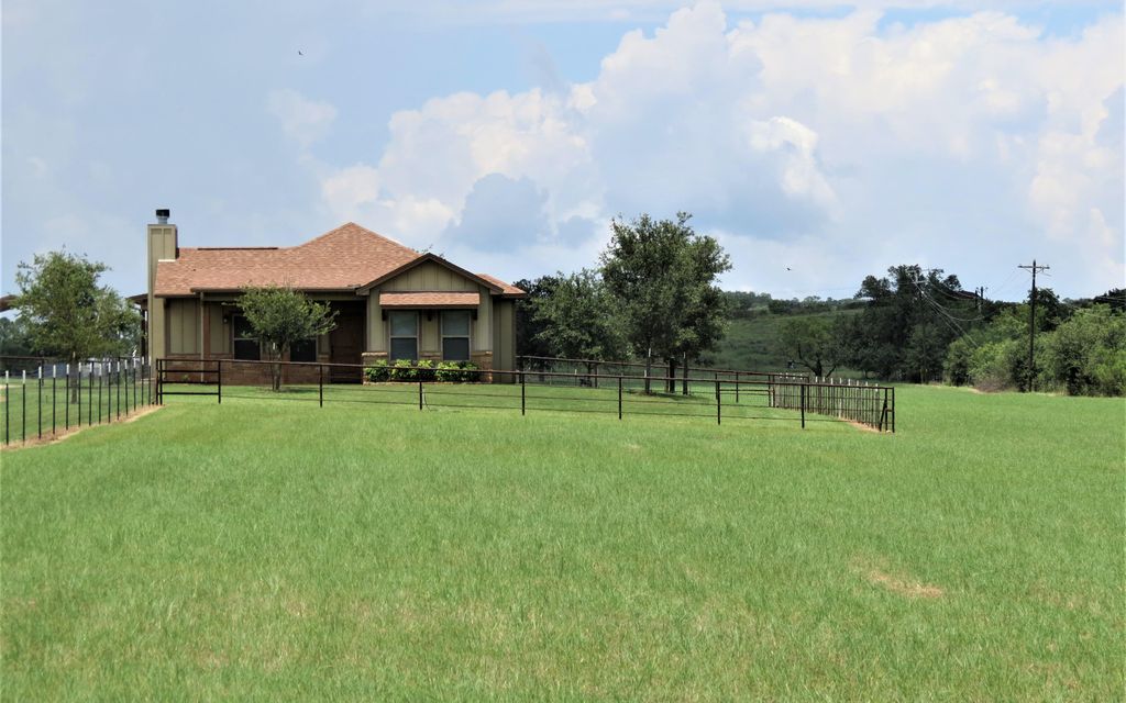 15.9 acres, Fredericksburg, TX, Property ID 4722417 Land and Farm