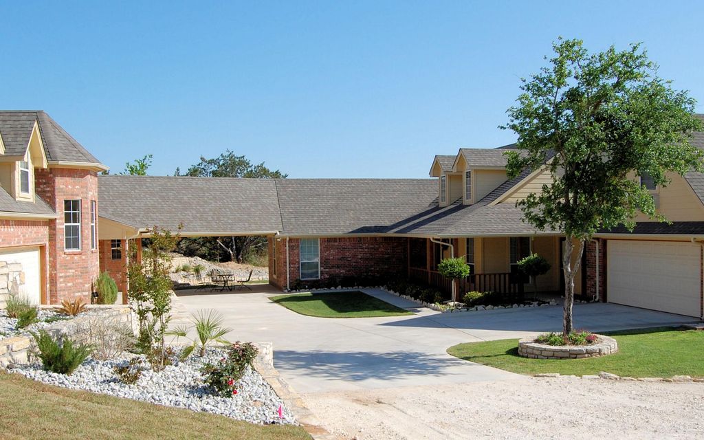 2 acres, Glen Rose, TX, Property ID 7050647 Land and Farm