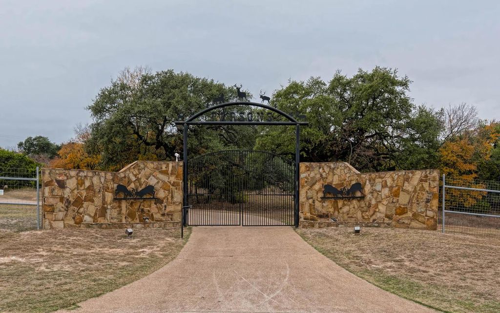 178.4 acres, Valley Mills, TX, Property ID 7150553 Land and Farm