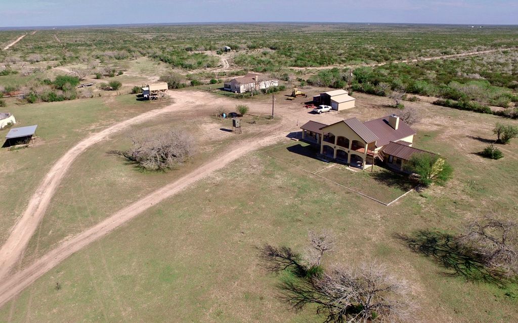 1835 acres, Freer, TX, Property ID 7264772 Land and Farm