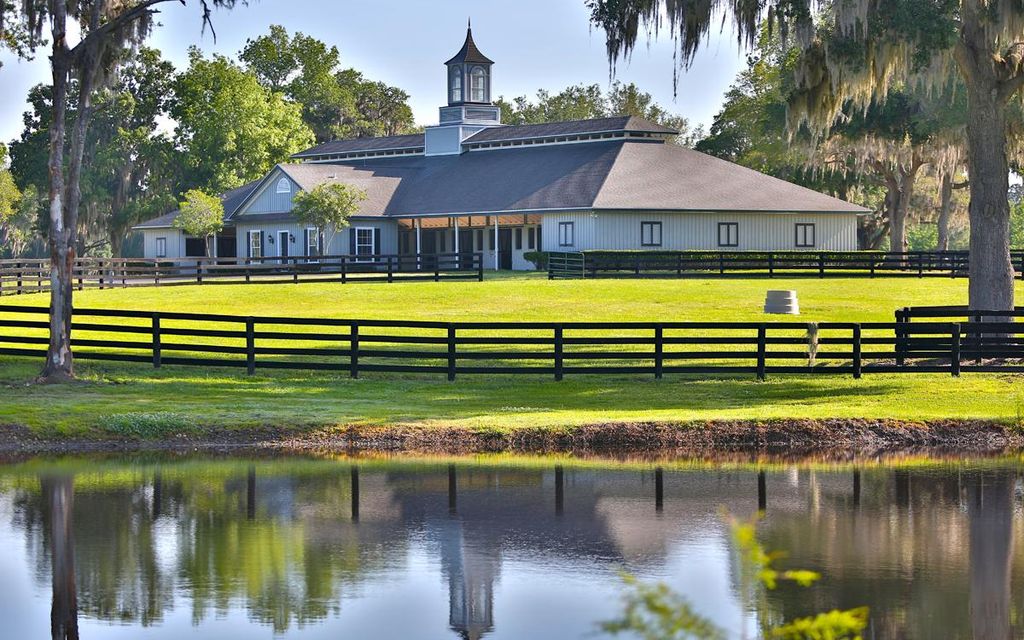 1025 acres, Williston, FL, Property ID 7835021 Land and Farm