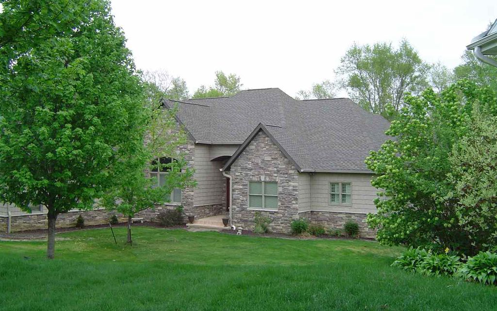 1.12 acres, Ely, IA, Property ID 7913413 Land and Farm