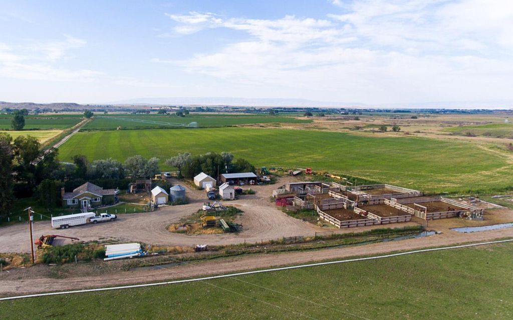 698 acres, Powell, WY, Property ID 8249306 Land and Farm