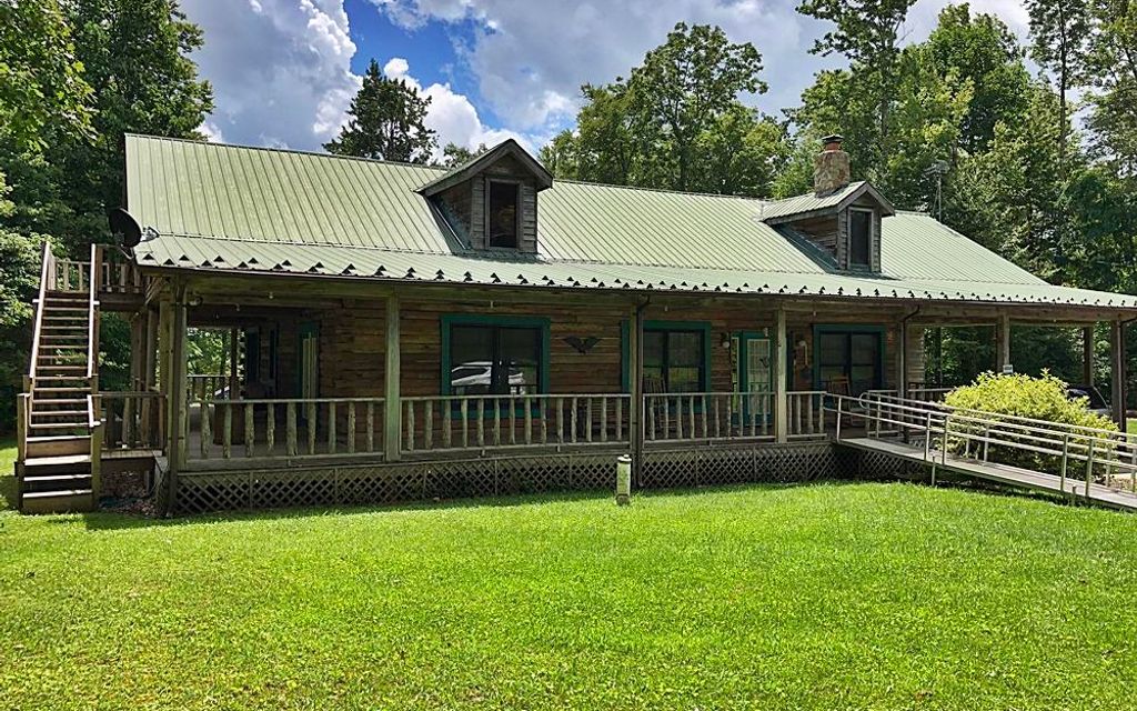 6.1 acres, Buckeye, WV, Property ID 8338429 Land and Farm