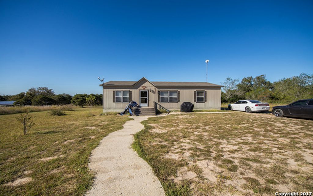 10 acres, Seguin, TX, Property ID 8369191 Land and Farm