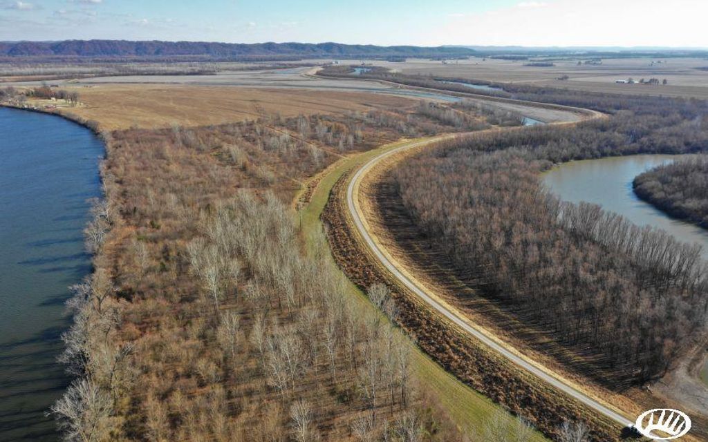 300 acres, Wolf Lake, IL, Property ID 8839585 Land and Farm