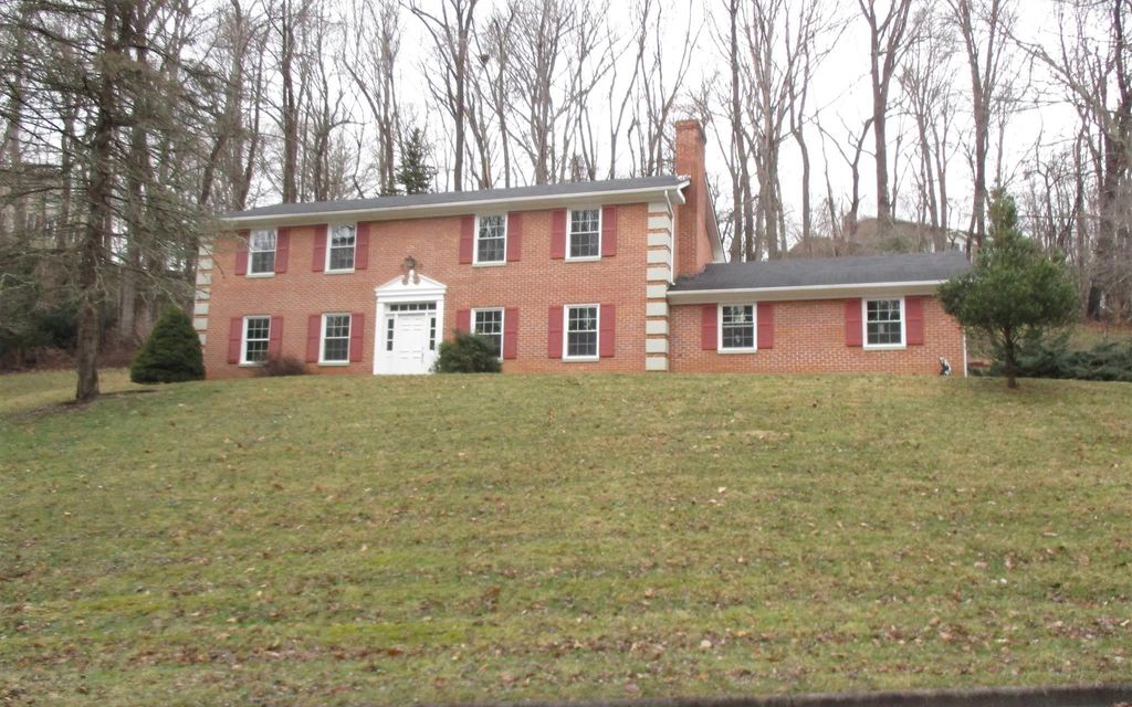 0.57 acres, Radford, VA, Property ID 8959911 Land and Farm