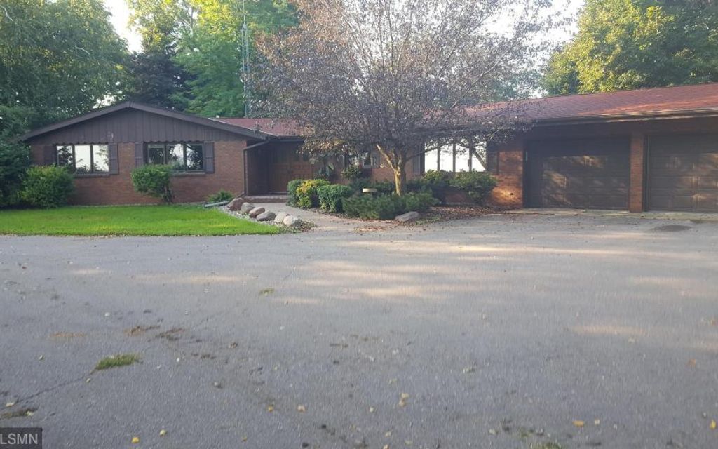 The Garage Springfield Minnesota Dandk Organizer