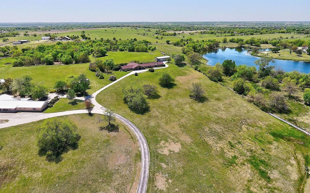 10 acres, Sanger, TX, Property ID 9361189 Land and Farm