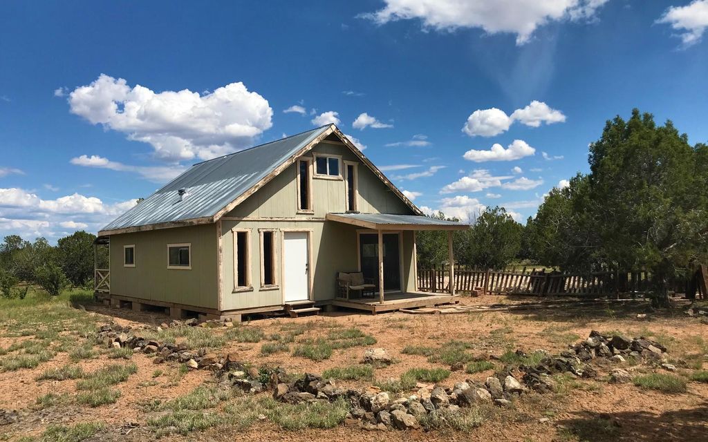 20 acres, Ash Fork, AZ, Property ID 9438554 Land and Farm