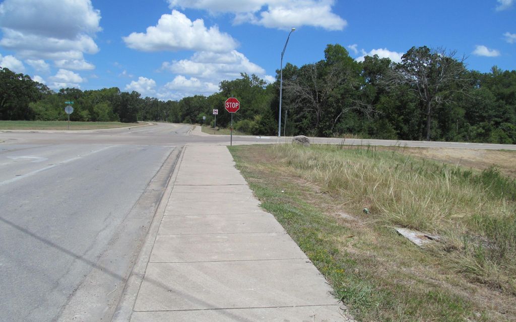 9.28 acres, Bryan, TX, Property ID 8473928 Land and Farm