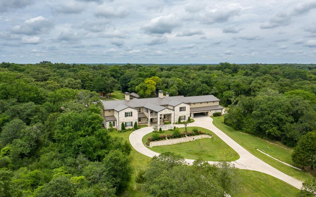 1603 acres, Gause, TX, Property ID 9661915 Land and Farm