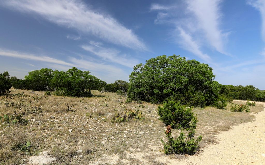 125 acres, Sonora, TX, Property ID 9701939 Land and Farm