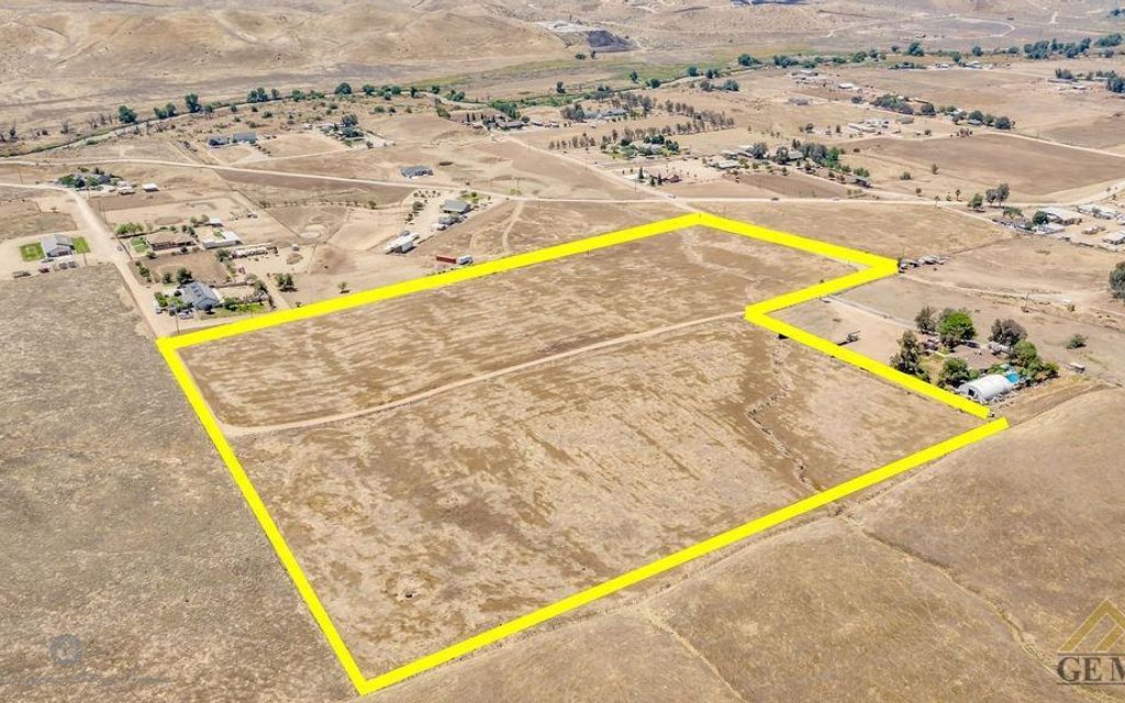 20 acres, Bakersfield, CA, Property ID 9731527 Land and Farm