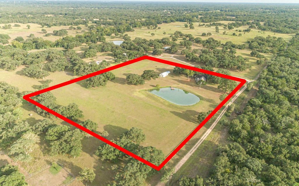 9.09 acres, Hallettsville, TX, Property ID 9821042 Land and Farm