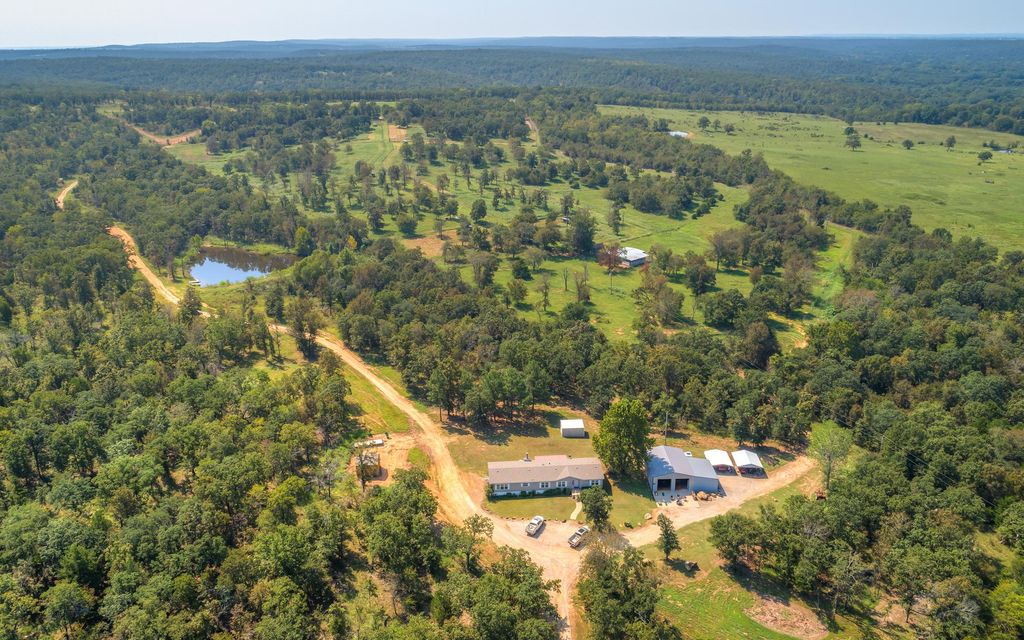 320 acres, Dustin, OK, Property ID 9889352 Land and Farm