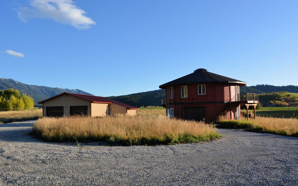 4.64 acres, Bedford, WY, Property ID 9941730 Land and Farm