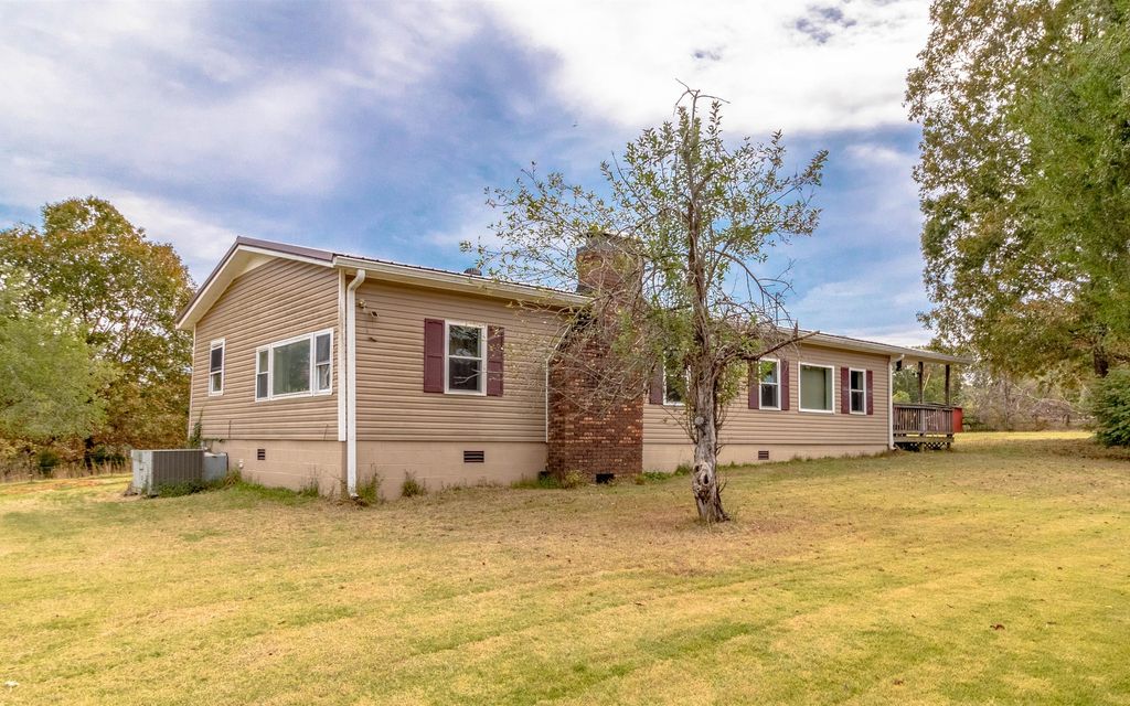 6.01 acres, Indian Mound, TN, Property ID 10009247 Land and Farm