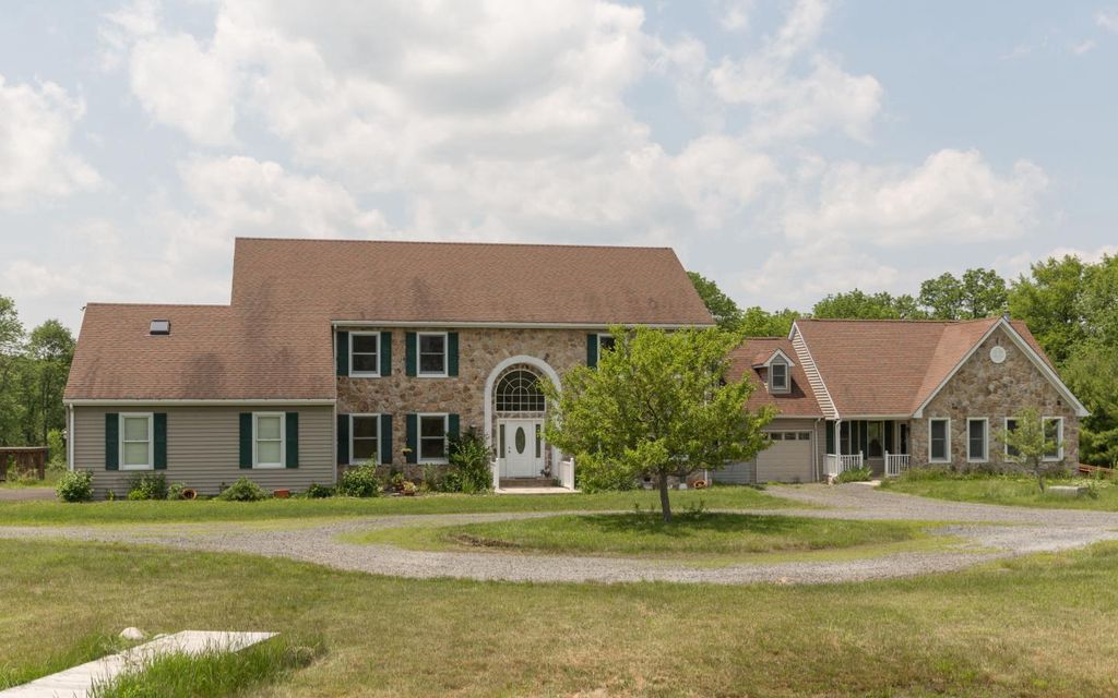 13.87 acres, Quakertown, PA, Property ID 9865388 Land and Farm