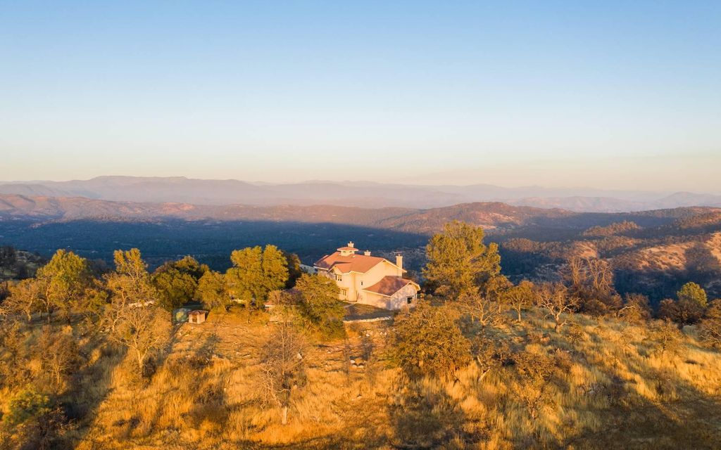 161 acres, Catheys Valley, CA, Property ID 8759612 Land and Farm