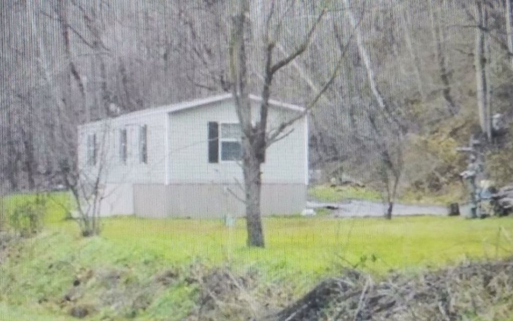 1.23 acres, Saint Marys, WV, Property ID 10049222 Land and Farm