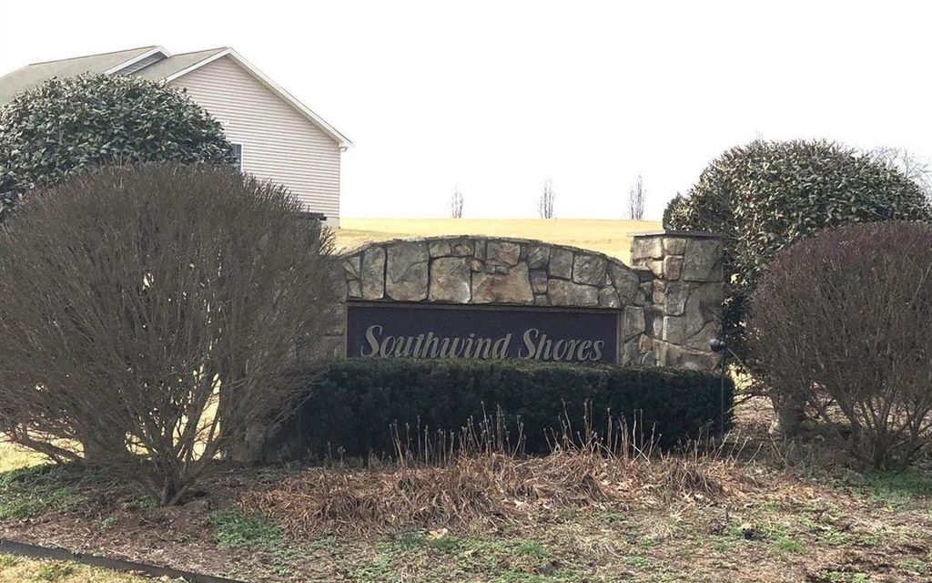 1.37 acres, Mineral, VA, Property ID 10053228 Land and Farm