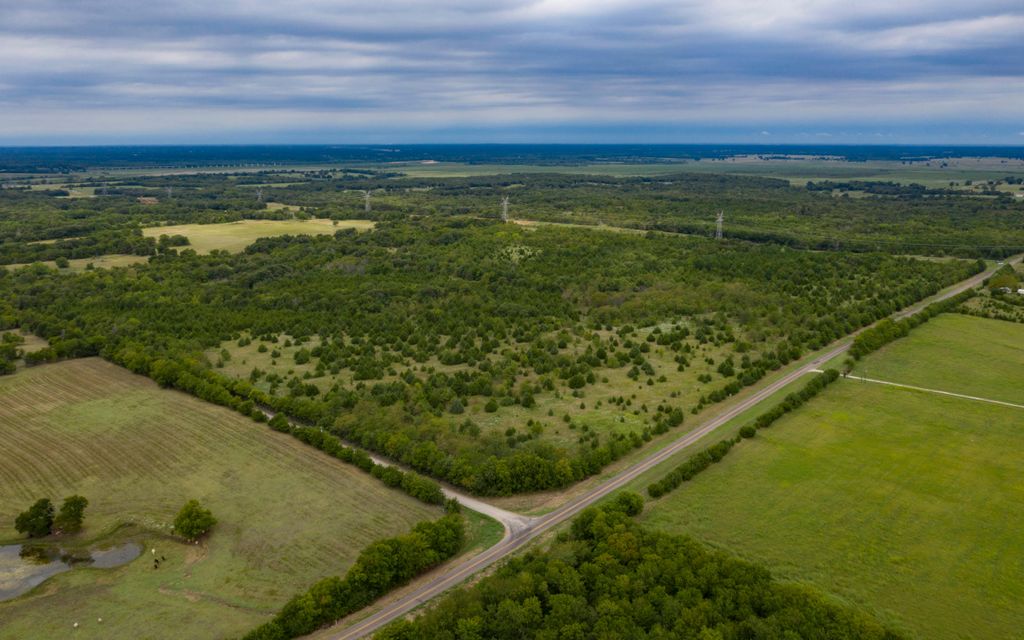 223 acres, Windom, TX, Property ID 10059222 Land and Farm