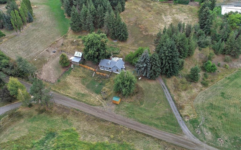 3.9 acres, Tekoa, WA, Property ID 10059574 Land and Farm