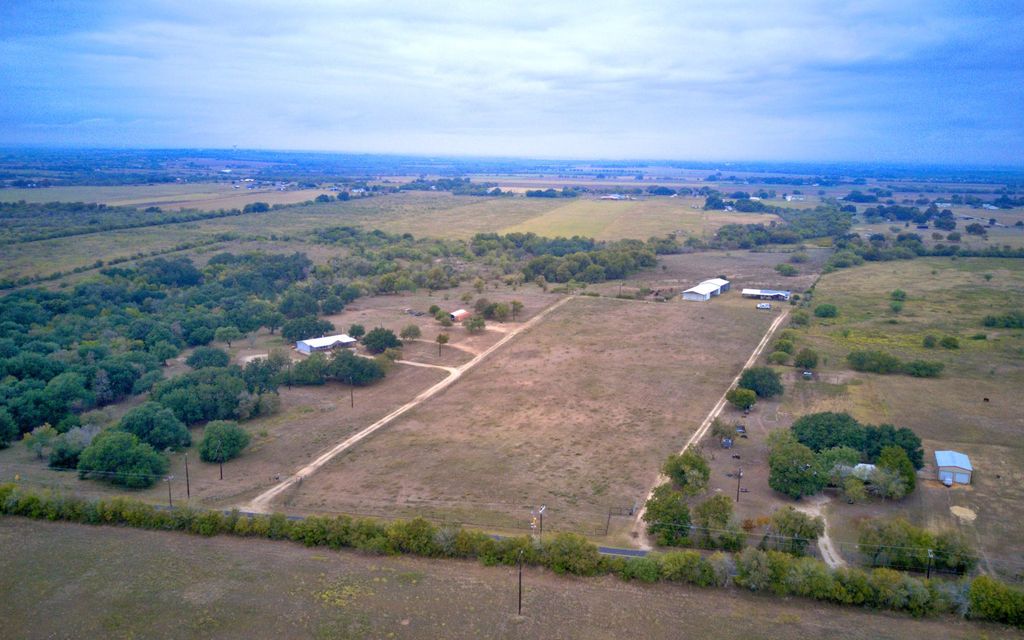 20 acres, Saint Hedwig, TX, Property ID 10098899 Land and Farm