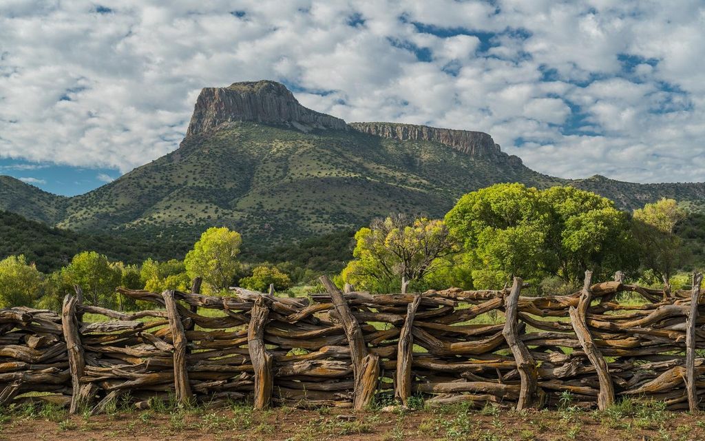 10000 acres, Alpine, TX, Property ID 9975232 Land and Farm