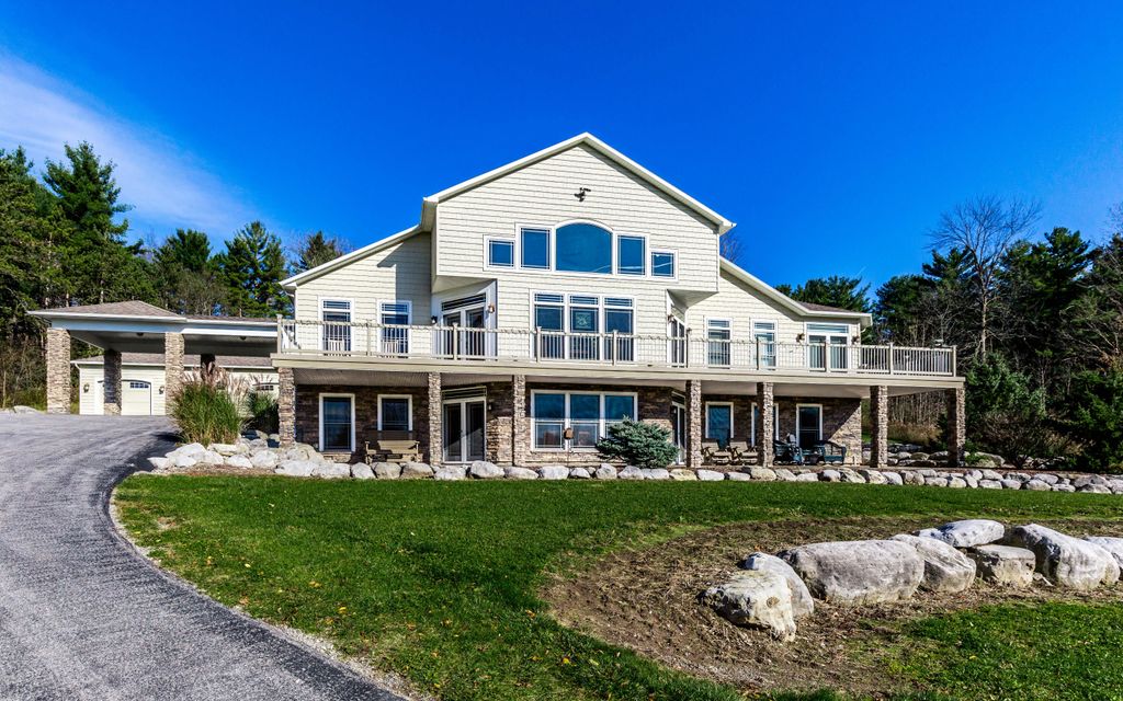 12.64 acres, Manlius, NY, Property ID 10111716 Land and Farm