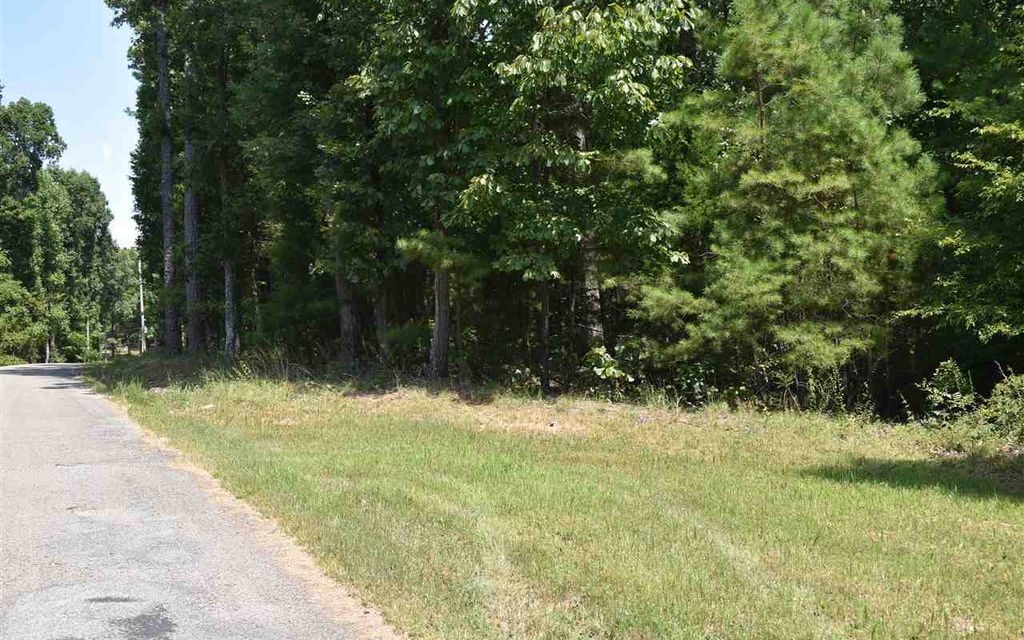 3.4 acres, Savannah, TN, Property ID 10125766 Land and Farm