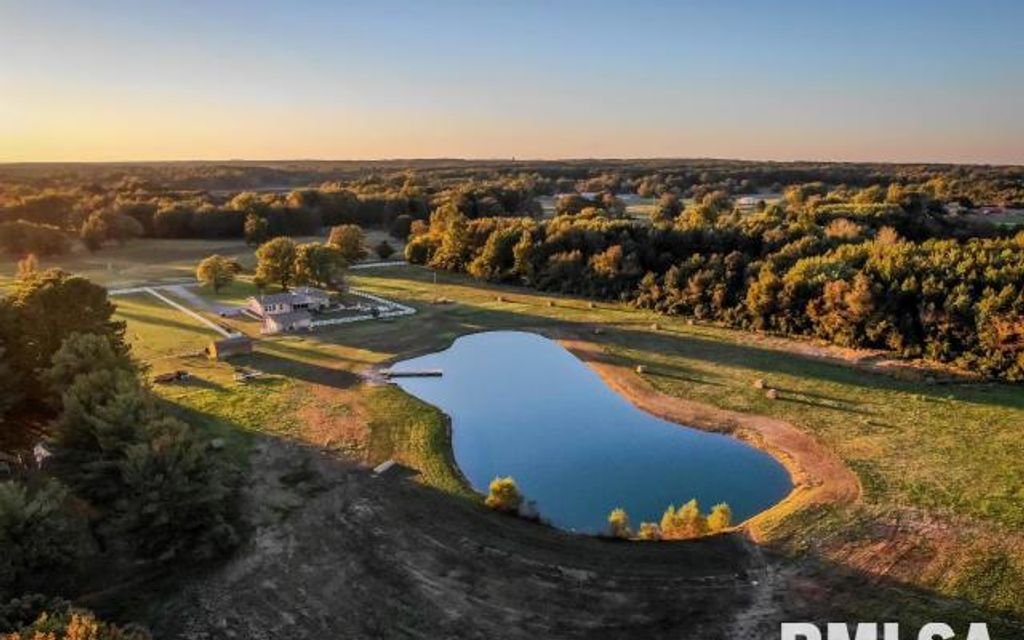 10 acres, Eldorado, IL, Property ID 10129355 Land and Farm