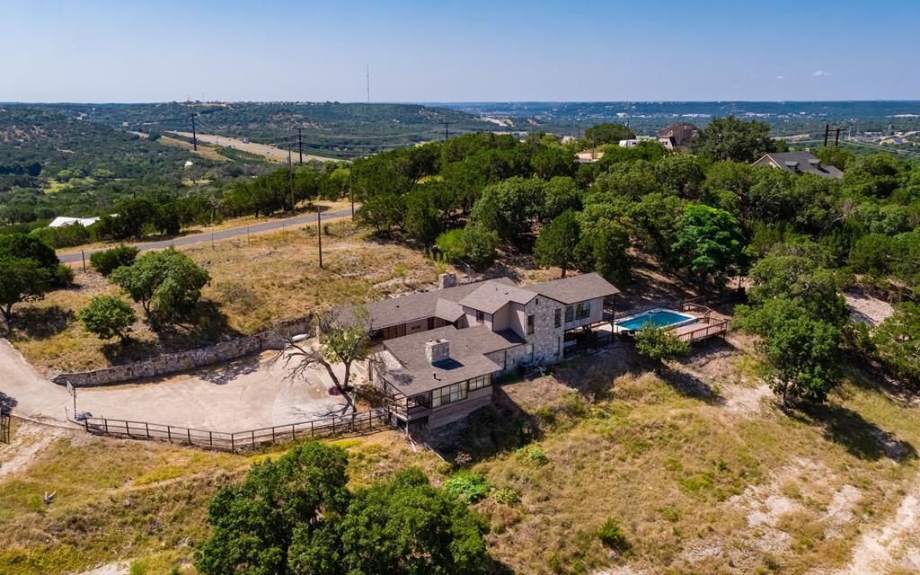 10.44 acres, Kerrville, TX, Property ID 10202023 Land and Farm