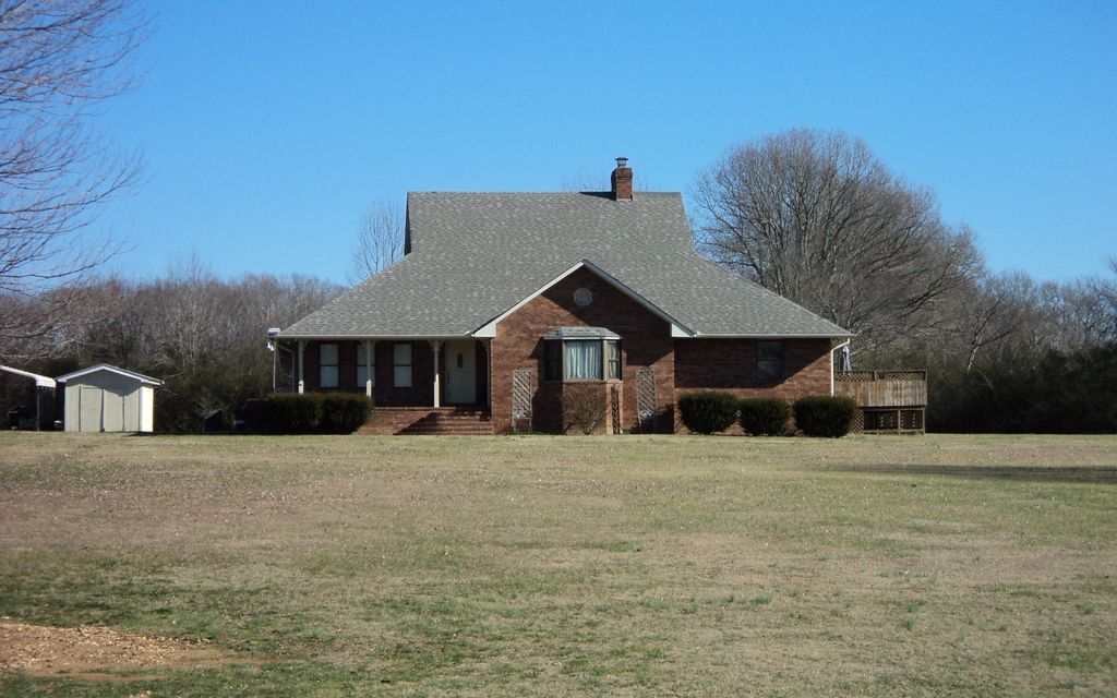 4.28 acres, Manchester, TN, Property ID 10214409 Land and Farm