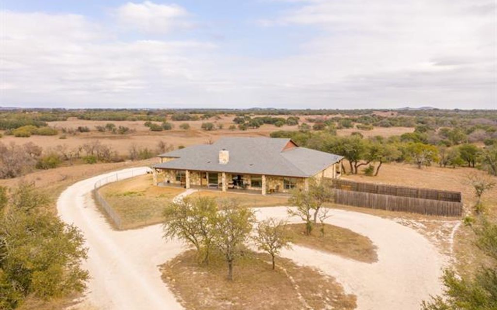 555.77 acres, Gatesville, TX, Property ID 10221374 Land and Farm