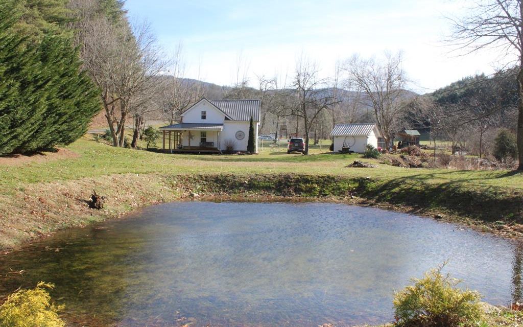 0.88 acres, Laurel Bloomery, TN, Property ID 10245687 Land and Farm