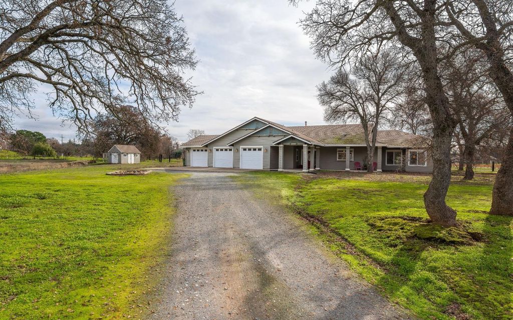 4.89 acres, Valley Springs, CA, Property ID 10264170 Land and Farm