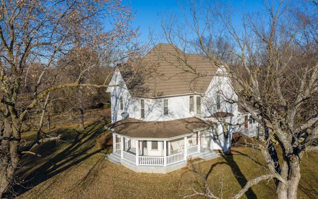 20 acres, Centerview, MO, Property ID 10168592 Land and Farm