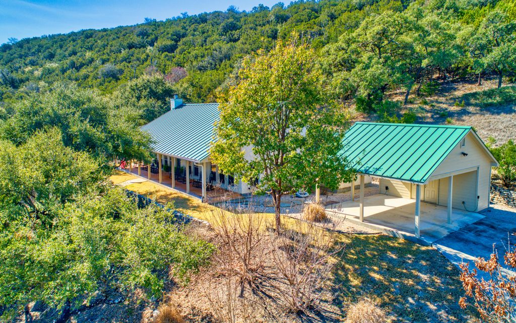 9.3 acres, Leakey, TX, Property ID 10279632 Land and Farm