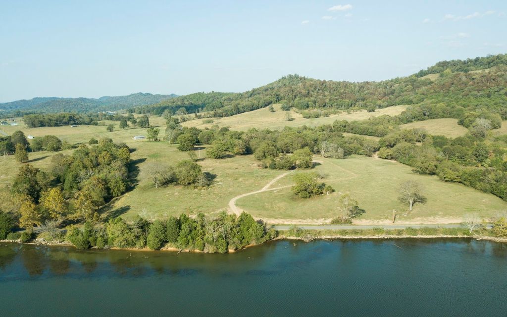 30.25 acres, Elmwood, TN, Property ID 10287303 Land and Farm