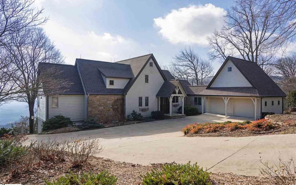 1.8 acres, Landrum, SC, Property ID 10277847 Land and Farm