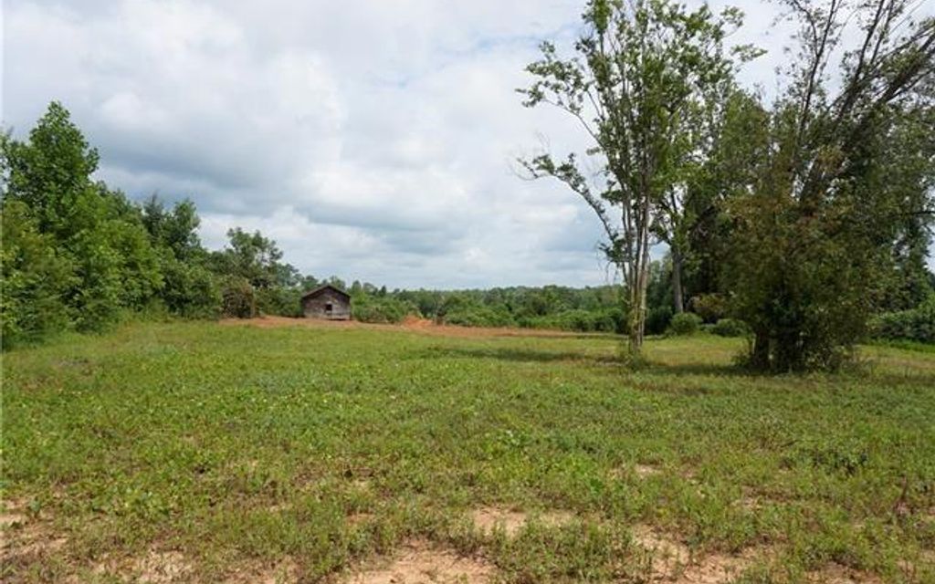 17 acres, Clover, SC, Property ID 10304480 Land and Farm