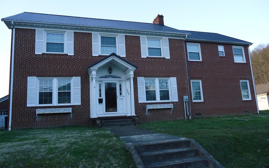 0.83 acres, Paintsville, KY, Property ID 10305976 Land and Farm