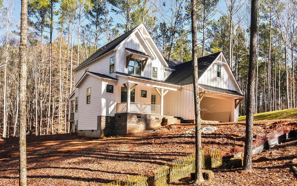 1.05 acres, Charlotte, NC, Property ID 10322614 Land and Farm