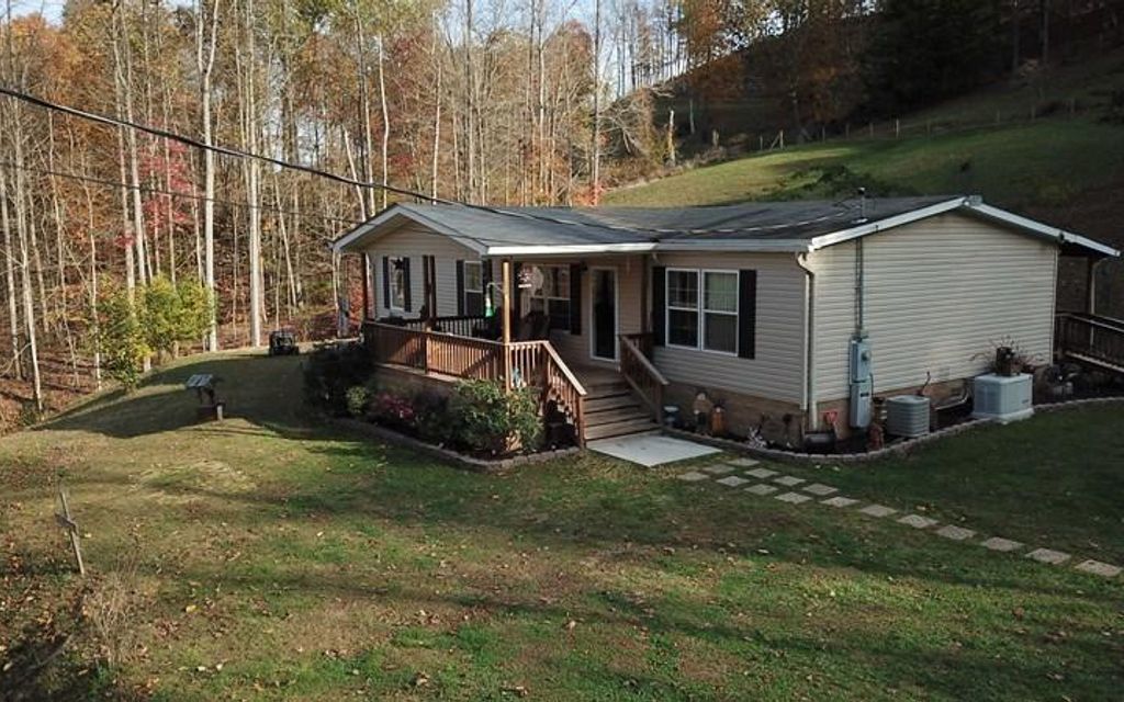 5 acres, Spencer, WV, Property ID 10333885 Land and Farm