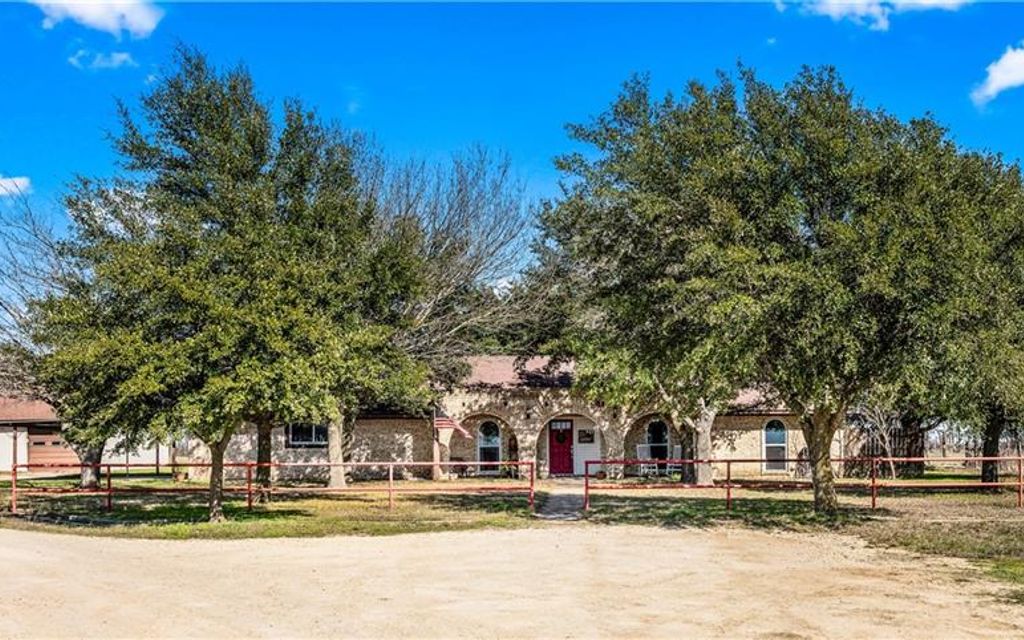 5 acres, Lorena, TX, Property ID 10334846 Land and Farm