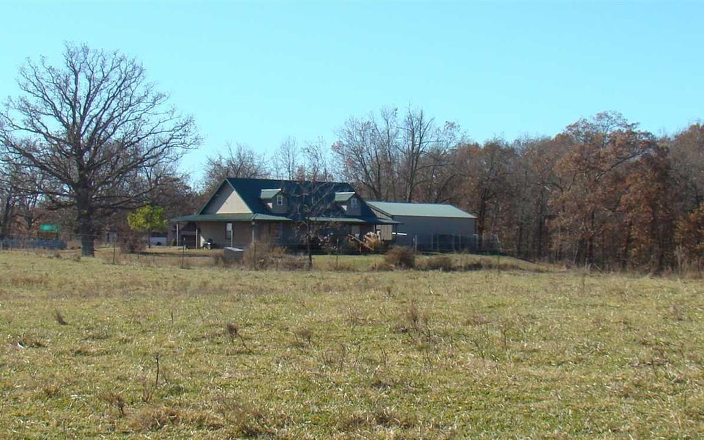 5 acres, Willow Springs, MO, Property ID 10344618 Land and Farm